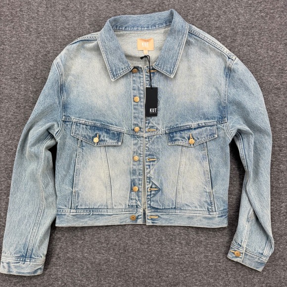 Kut from the Kloth Jackets & Blazers - KUT from the Kloth Quinn Button Front Panel Jacket Light Wash Denim Small